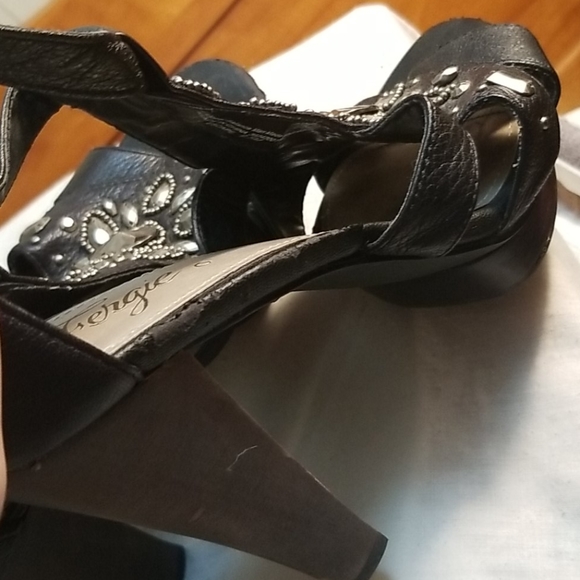 🖤BLACK🖤Fergie "Escape" Platform Sandal - Picture 12 of 14